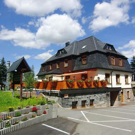 Hotel Vierenstrasse Neudorf  Exteriér fotografie